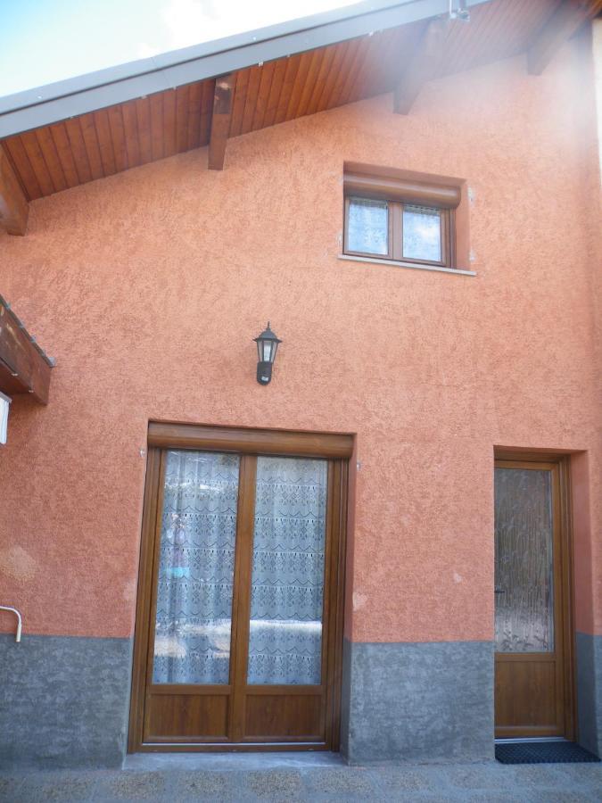 Maison Mitoyenne Avec Terrasse Villar-Saint-Pancrace Exterior foto
